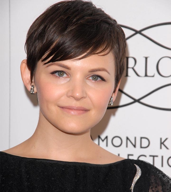 45 Best Short Hairstyles for Round Chubby Faces - Office Salt